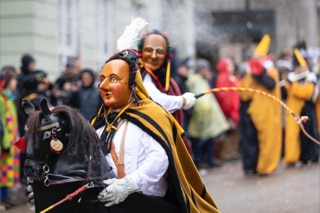 rottweiler narrenimmaterielles weltkulturerbe der schwäbisch-alemannischen fastnacht: der rottweiler narrensprungsprung